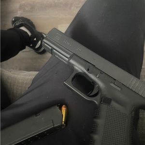 Meet your Posher, Darwin